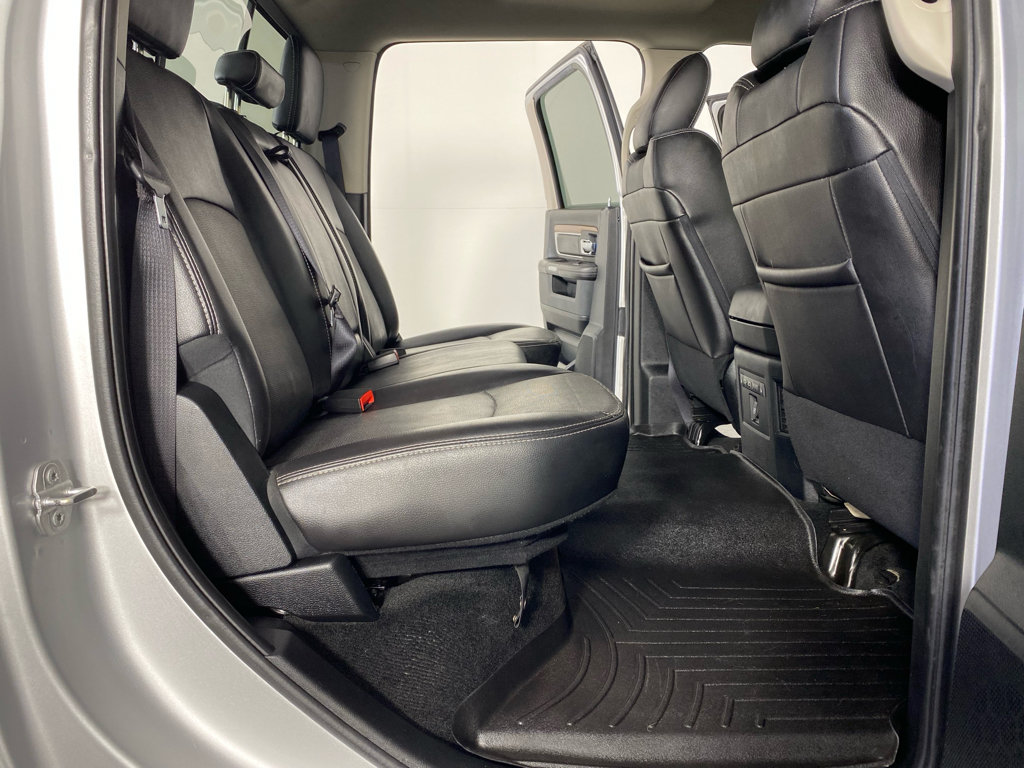 Used 2017 RAM 1500 Laramie w/ Convenience Group AWD/4WD image 19