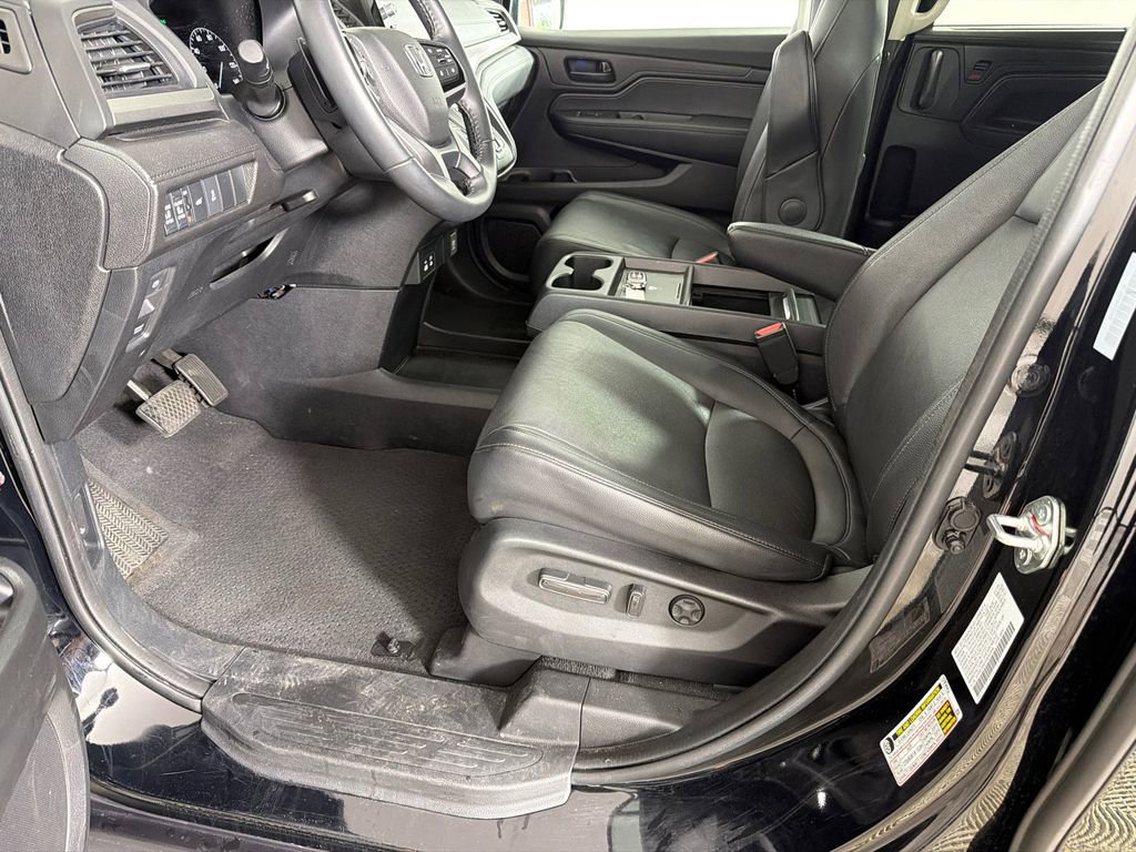 Used 2025 Honda Odyssey EX-L image 10