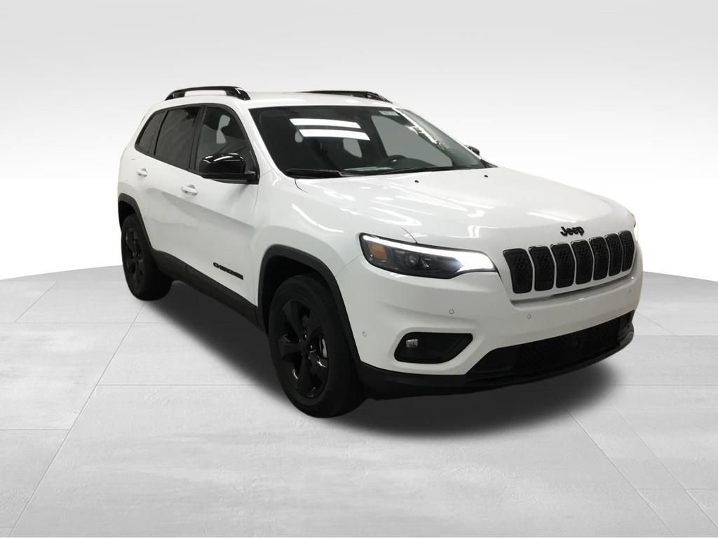 Used 2023 Jeep Cherokee Altitude Lux AWD/4WD image 3