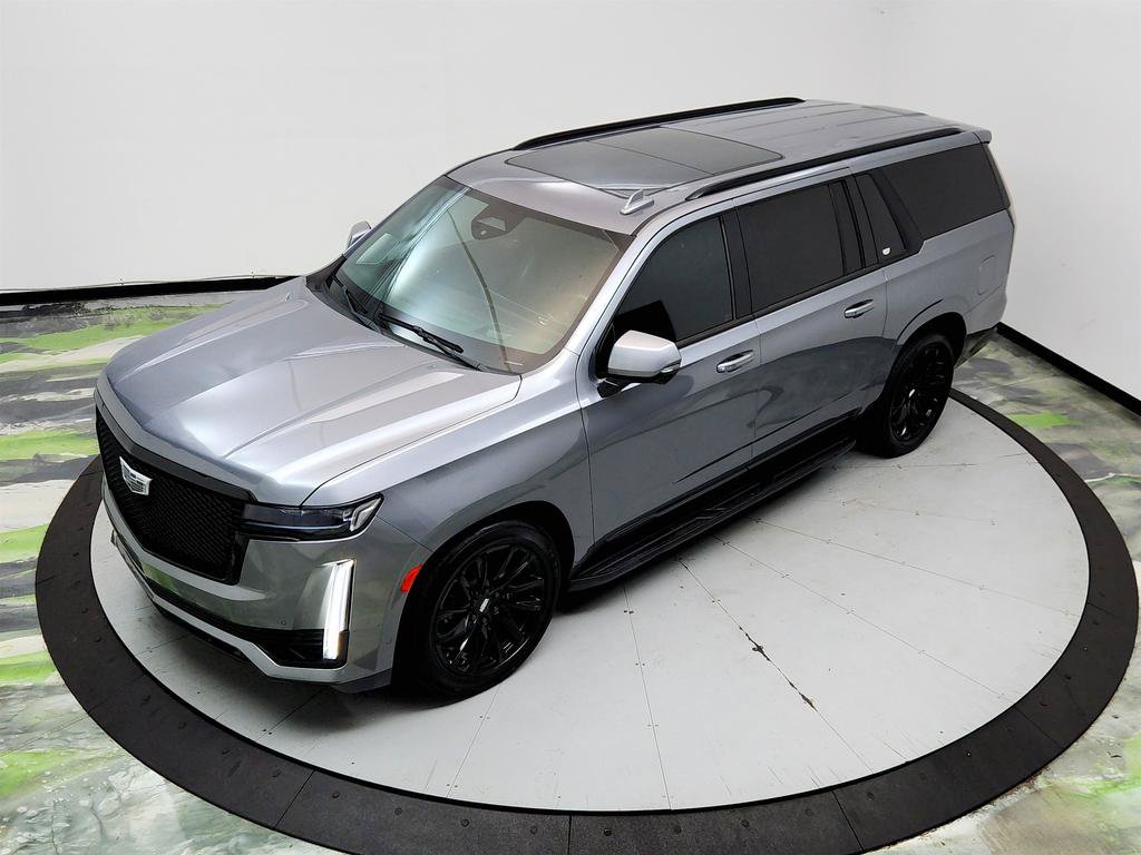 Used 2022 Cadillac Escalade ESV Sport Platinum w/ LPO, ONYX Package AWD/4WD image 33
