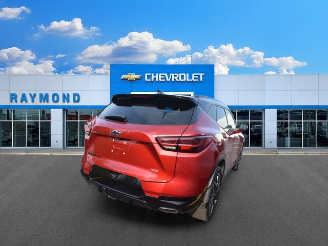 Used 2023 Chevrolet Blazer RS w/ Driver Confidence II Package AWD/4WD image 2