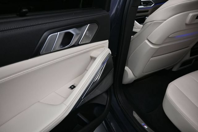 Used 2021 BMW X6 M50i w/ Executive Package AWD/4WD image 19