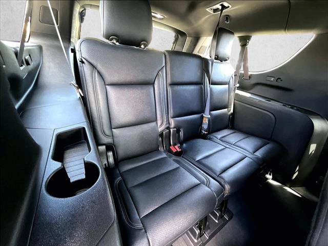 Used 2023 Chevrolet Suburban LS RWD image 28