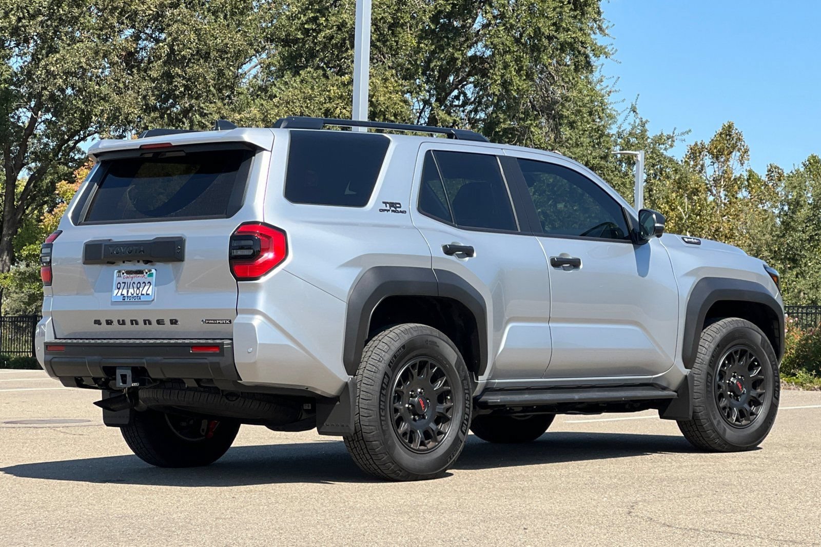 Certified 2026 Toyota 4Runner TRD Off-Road Premium AWD/4WD image 4