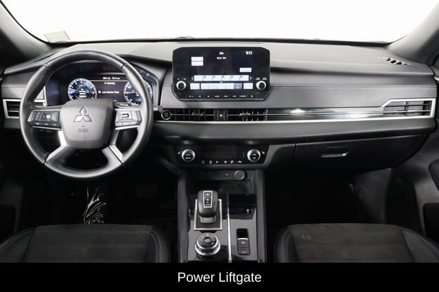 Used 2024 Mitsubishi Outlander SE Black Edition image 14