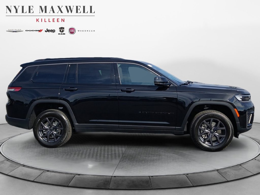 New 2027 Jeep Grand Cherokee L 2WD image 17