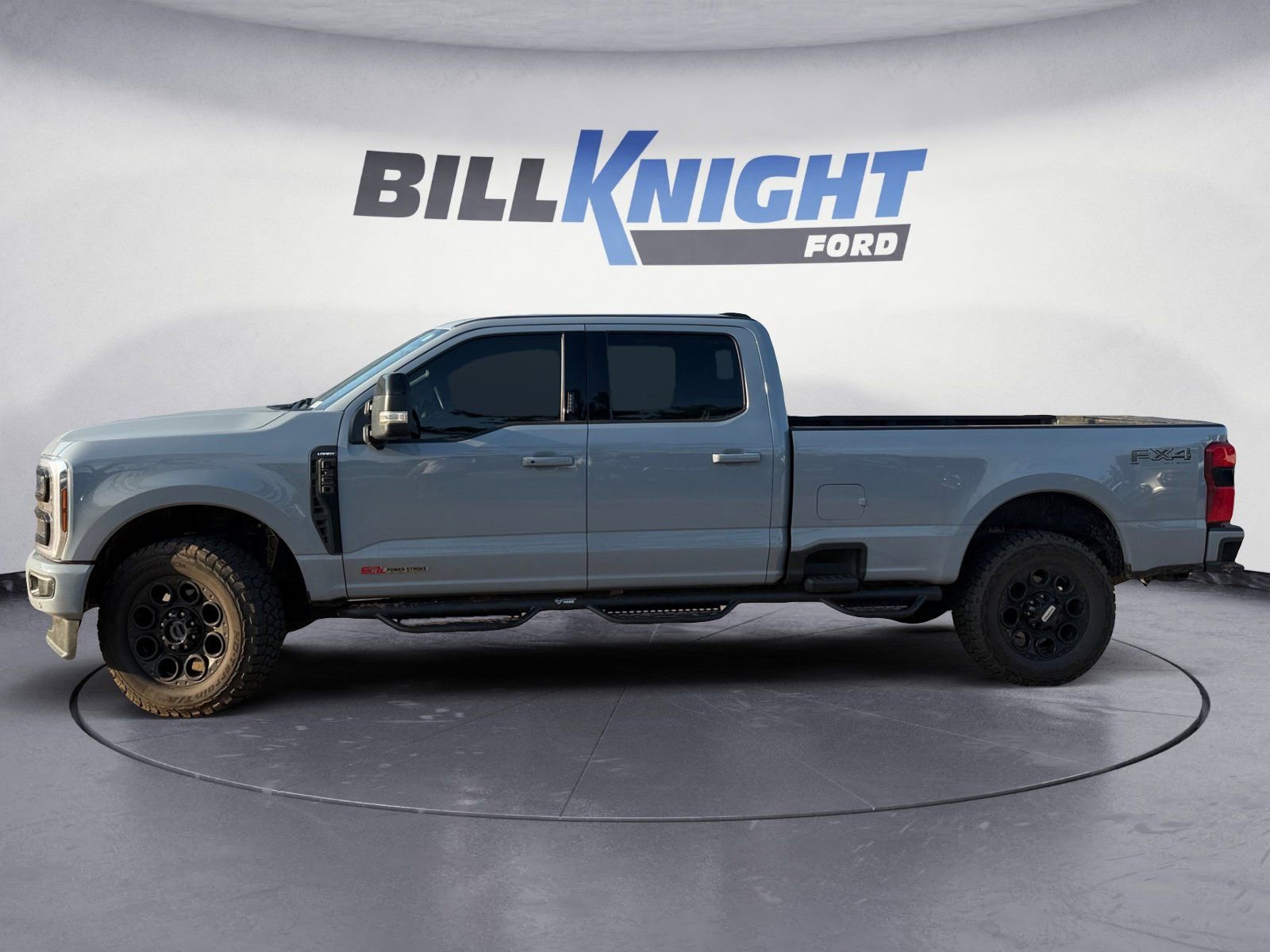 Used 2024 Ford F350 Lariat w/ Lariat Ultimate Package AWD/4WD image 2