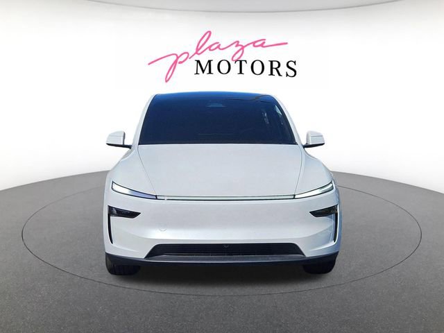 Used 2026 Tesla Model Y 2WD image 2