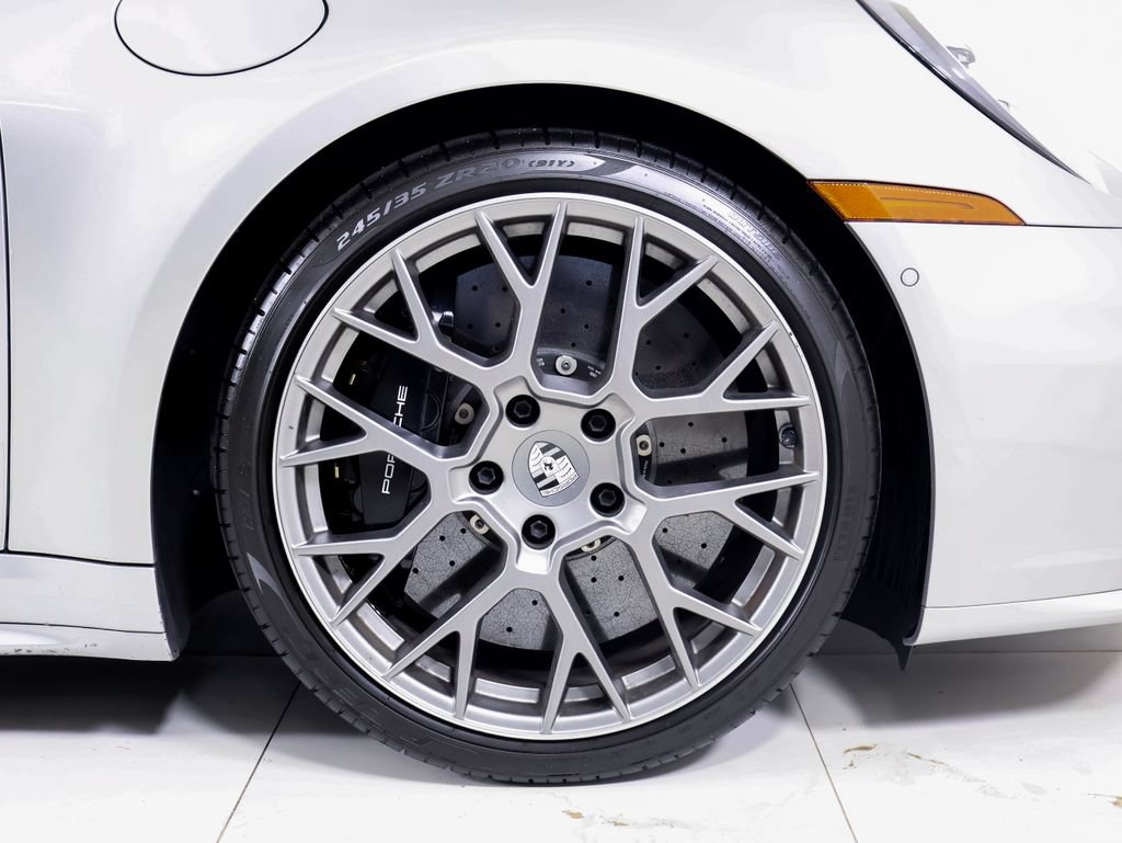 Certified 2025 Porsche 911 Carrera S RWD image 20
