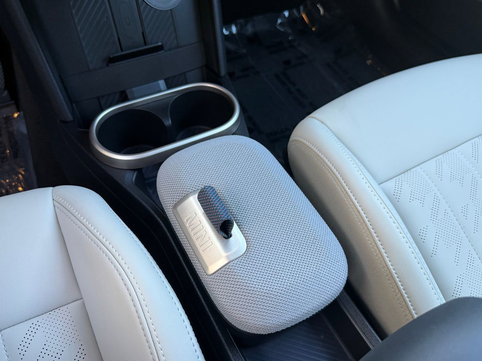 Used 2025 MINI Cooper S image 28