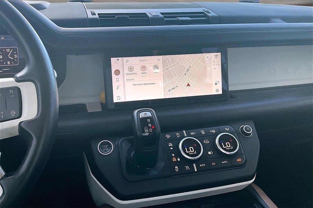 Used 2020 Land Rover Defender 110 HSE image 6