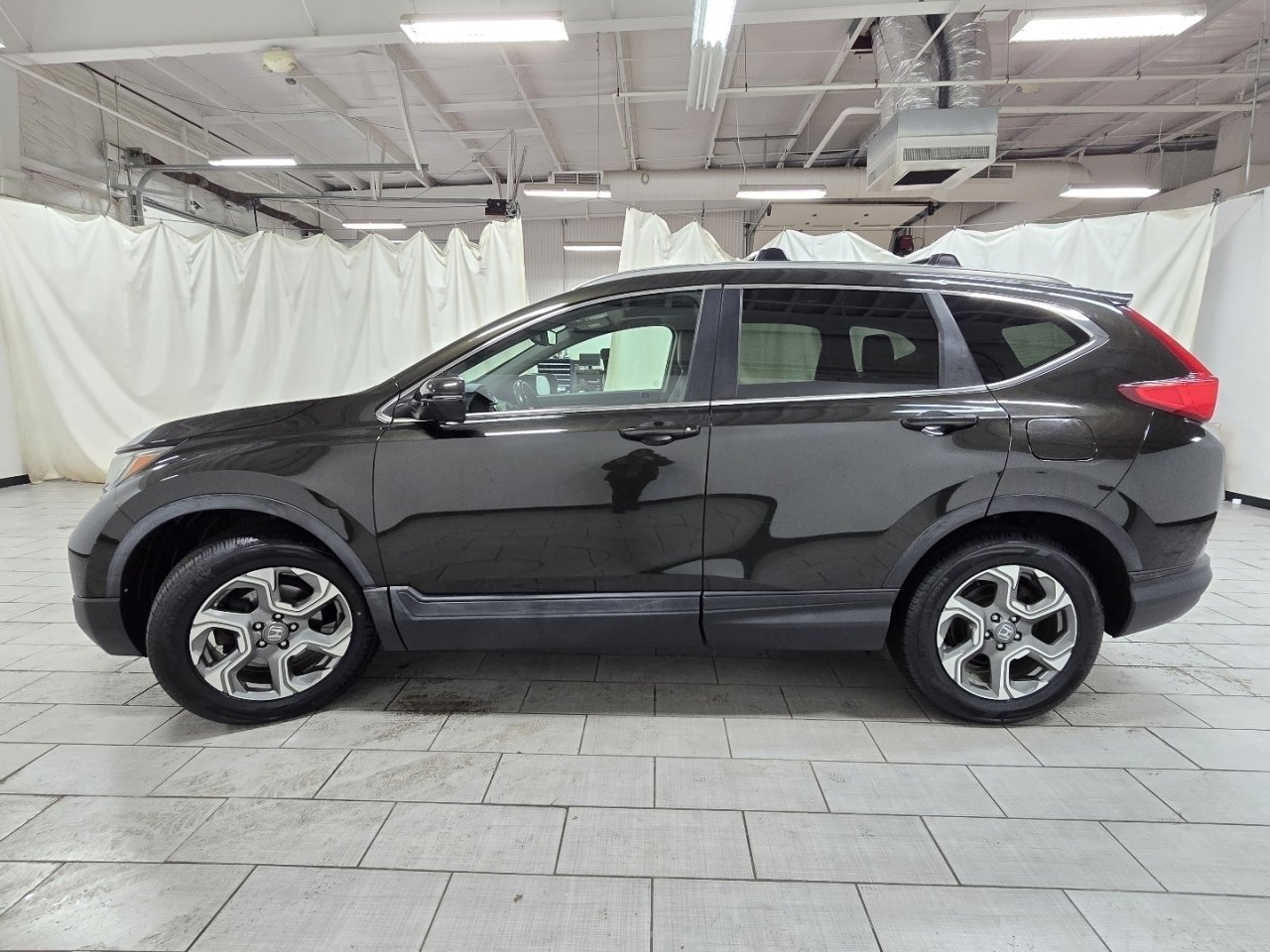 Used 2017 Honda CR-V EX-L image 14