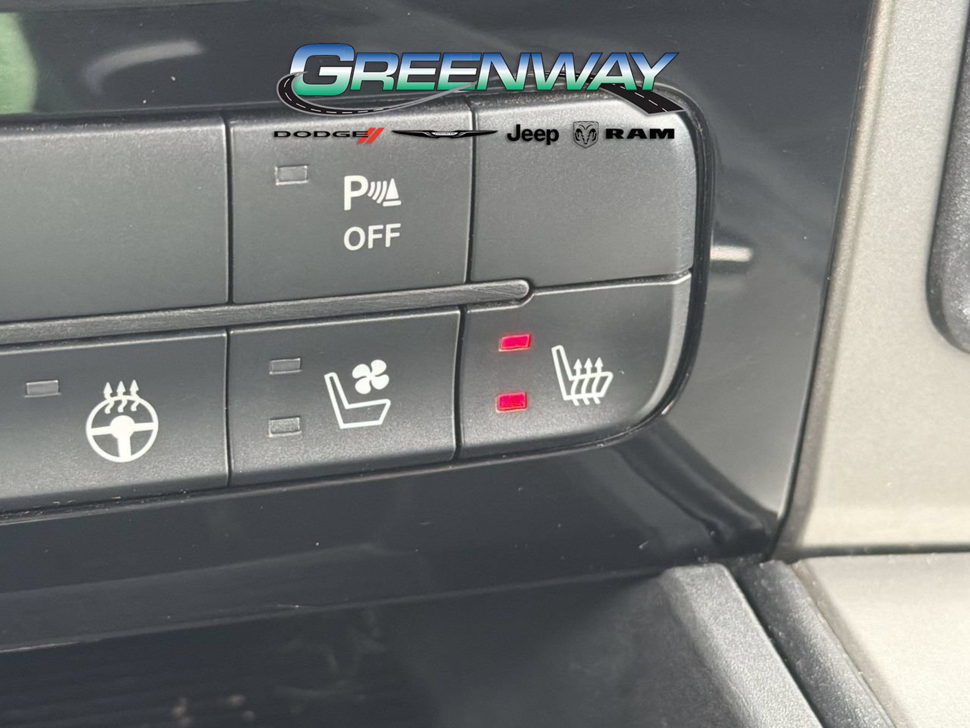 Used 2013 RAM 1500 Sport w/ Sport Premium Group AWD/4WD image 22