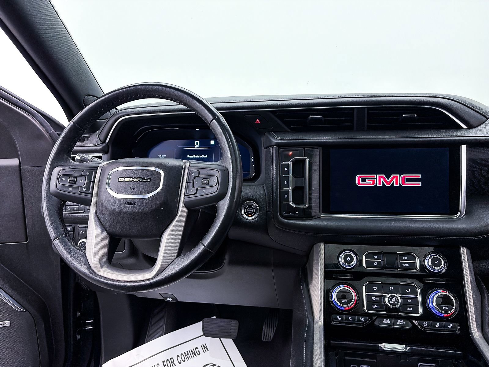Used 2022 GMC Yukon Denali image 7