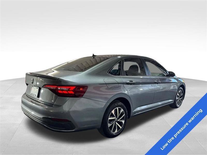 Used 2024 Volkswagen Jetta S FWD image 5