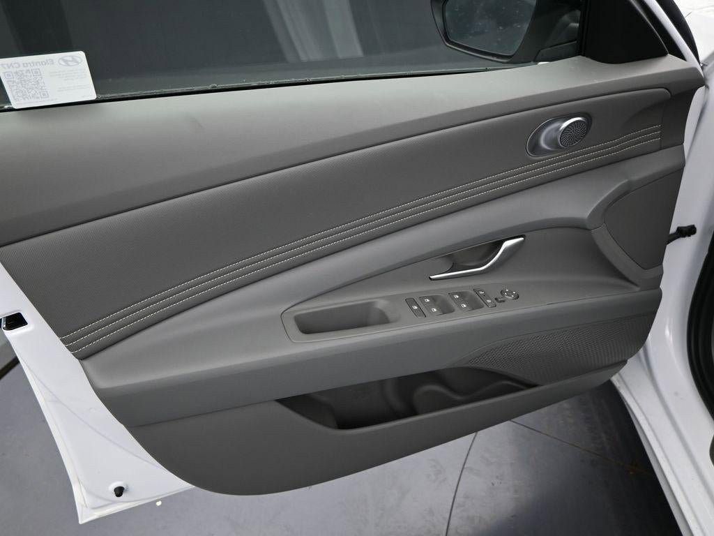New 2025 Hyundai Elantra Sport FWD image 12
