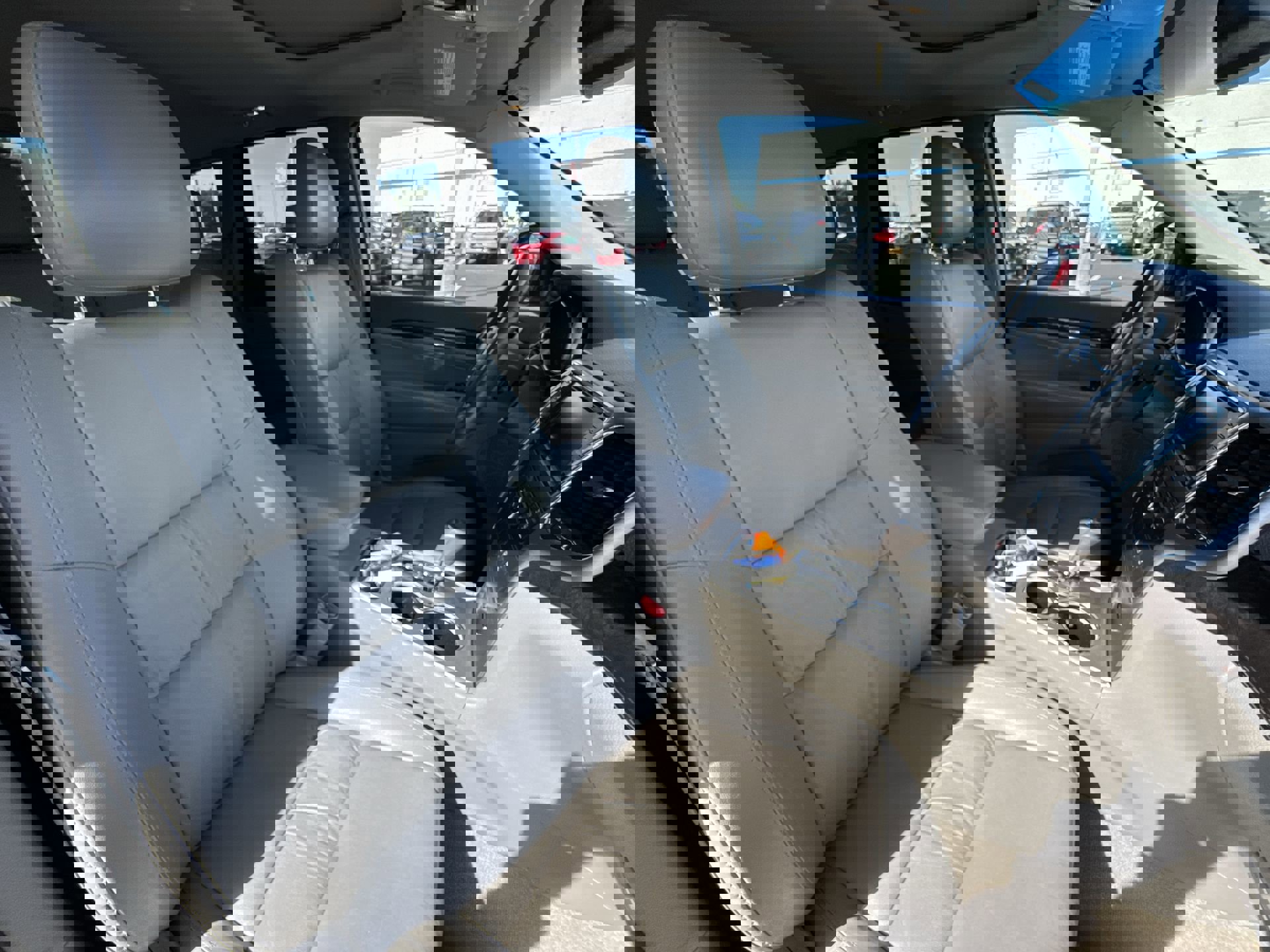 Used 2012 Jeep Grand Cherokee Laredo AWD/4WD image 25