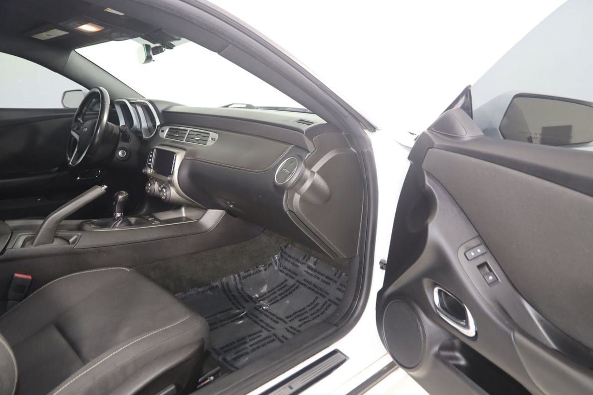 Used 2014 Chevrolet Camaro SS w/ RS Package RWD image 36