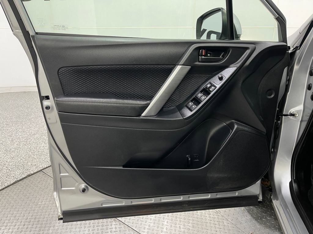 Used 2018 Subaru Forester 2.5i Premium w/ All-Weather Package image 14