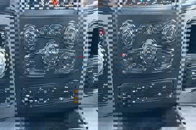 Used 2017 RAM 1500 Rebel w/ Luxury Group image 23