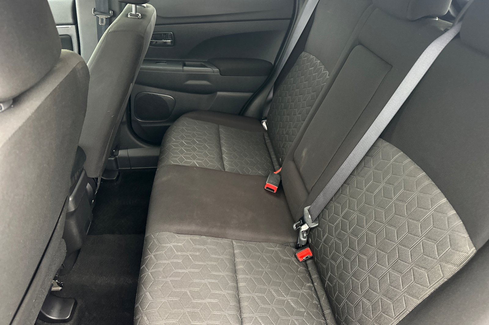 Used 2025 Mitsubishi Outlander Sport AWD image 11