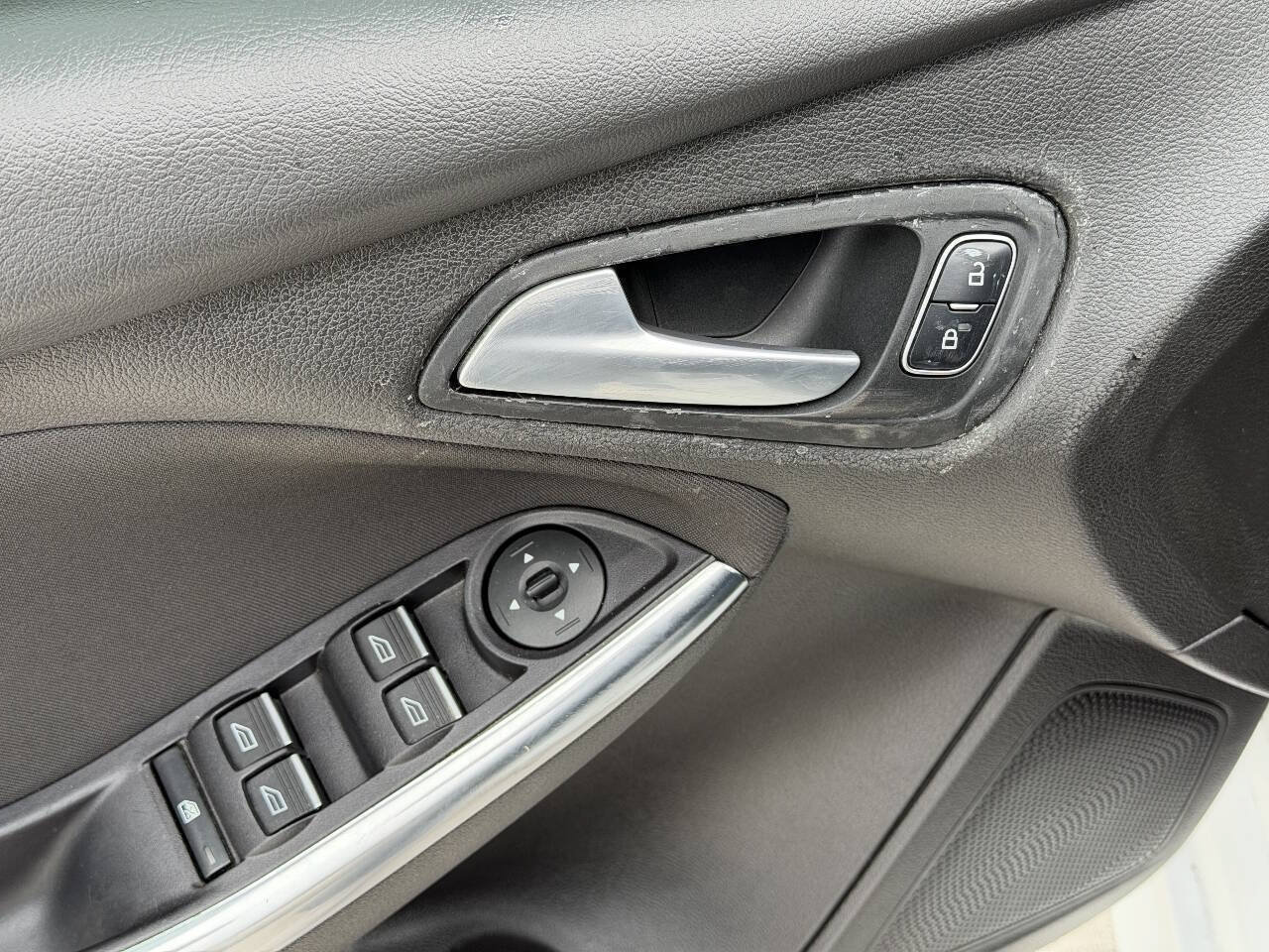 Used 2016 Ford Focus ST FWD image 22