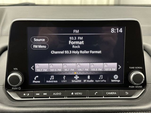 Used 2024 Nissan Rogue S image 17