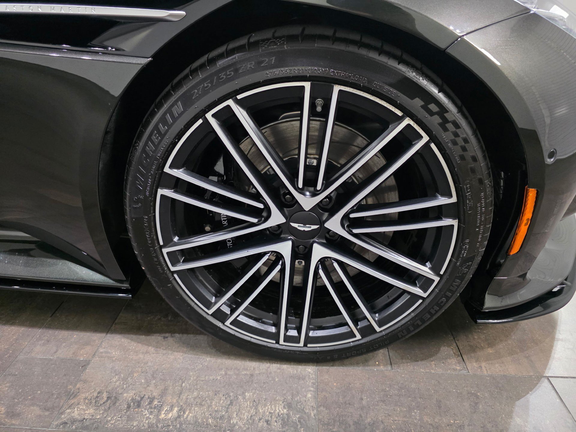 New 2026 Aston Martin DB12 Convertible RWD image 4