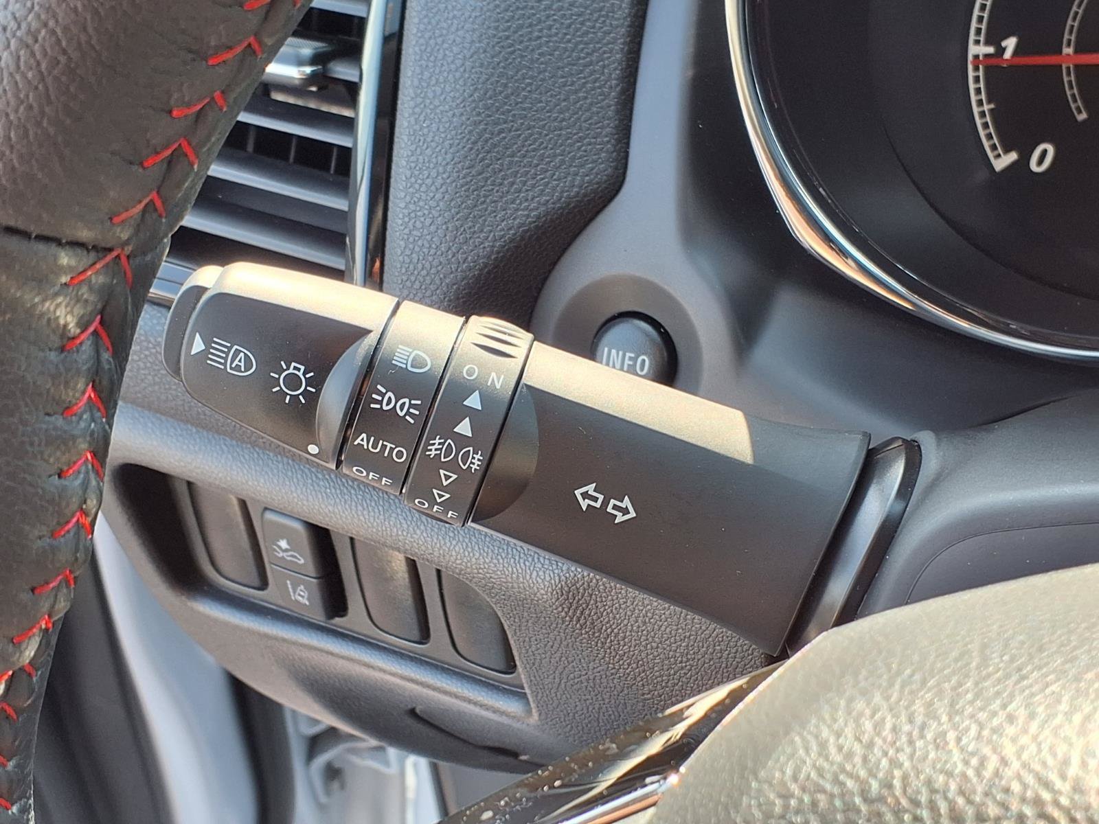 Used 2025 Mitsubishi Outlander Sport LE AWD/4WD image 17
