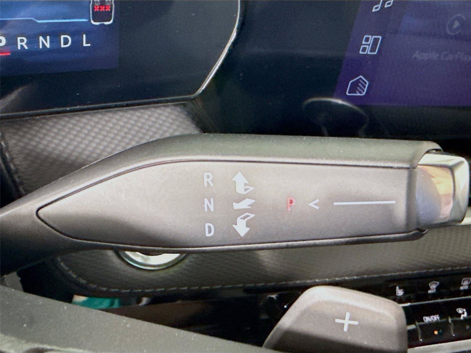 New 2026 Chevrolet Equinox LT AWD/4WD image 11