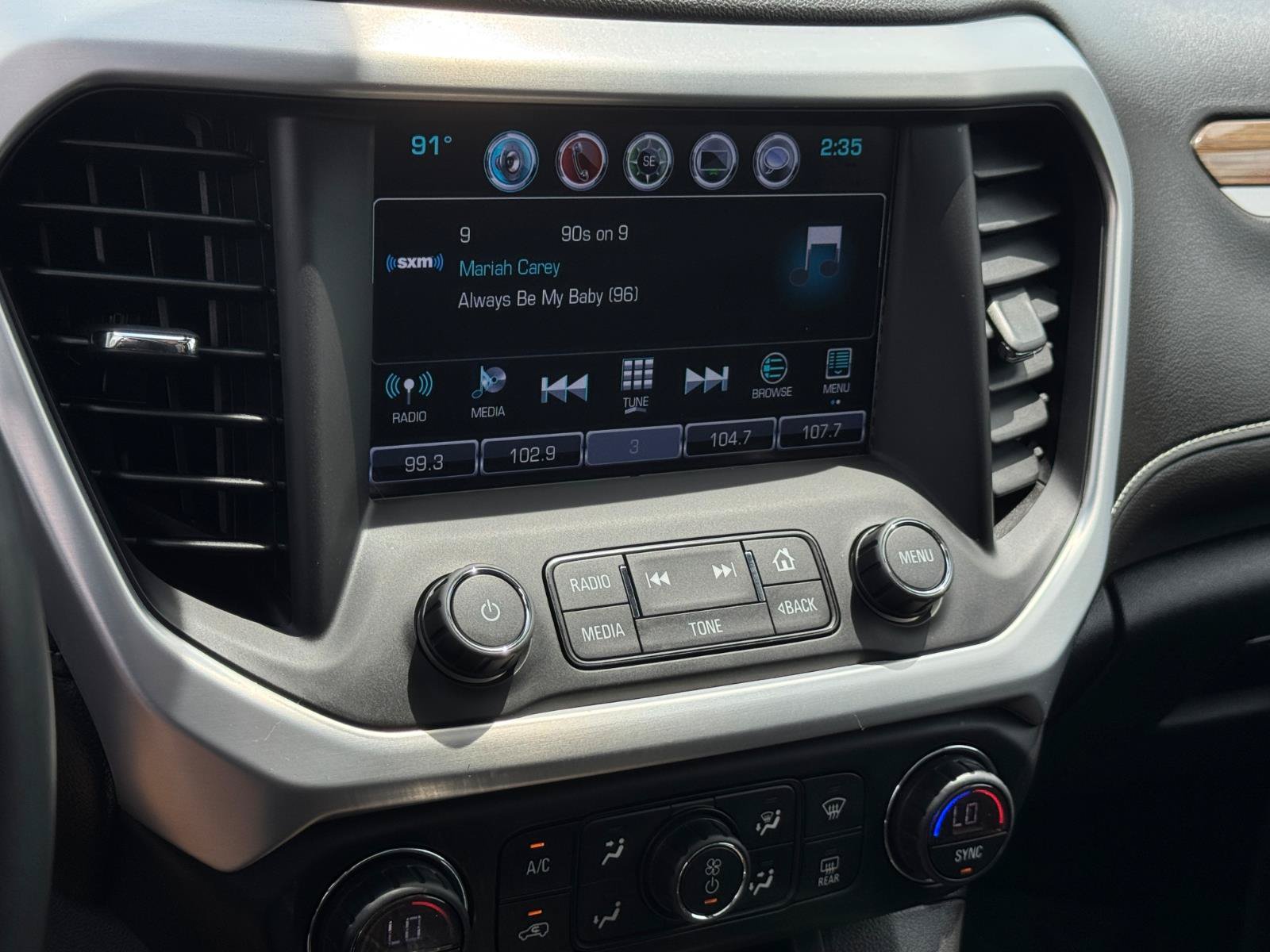 Used 2018 GMC Acadia SLE AWD/4WD image 15