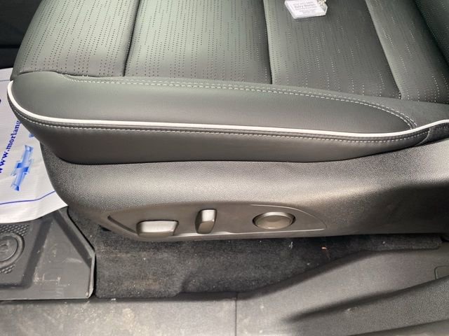 New 2026 Buick Enclave Sport Touring w/ Power Package image 18