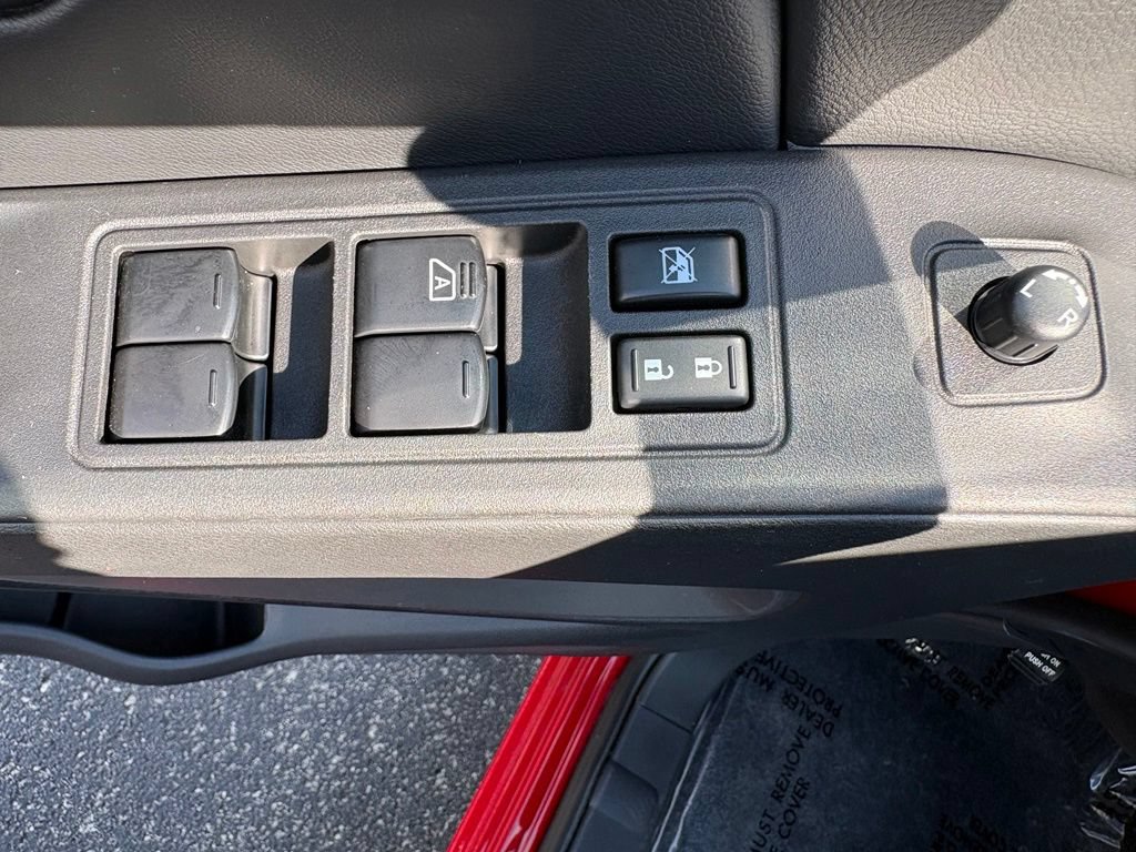 Used 2025 Nissan Frontier SV w/ SV Convenience Package AWD/4WD image 24