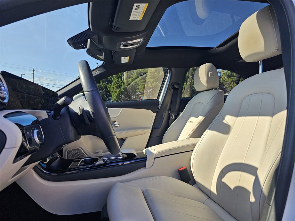 Used 2022 Mercedes-Benz A 220 image 14