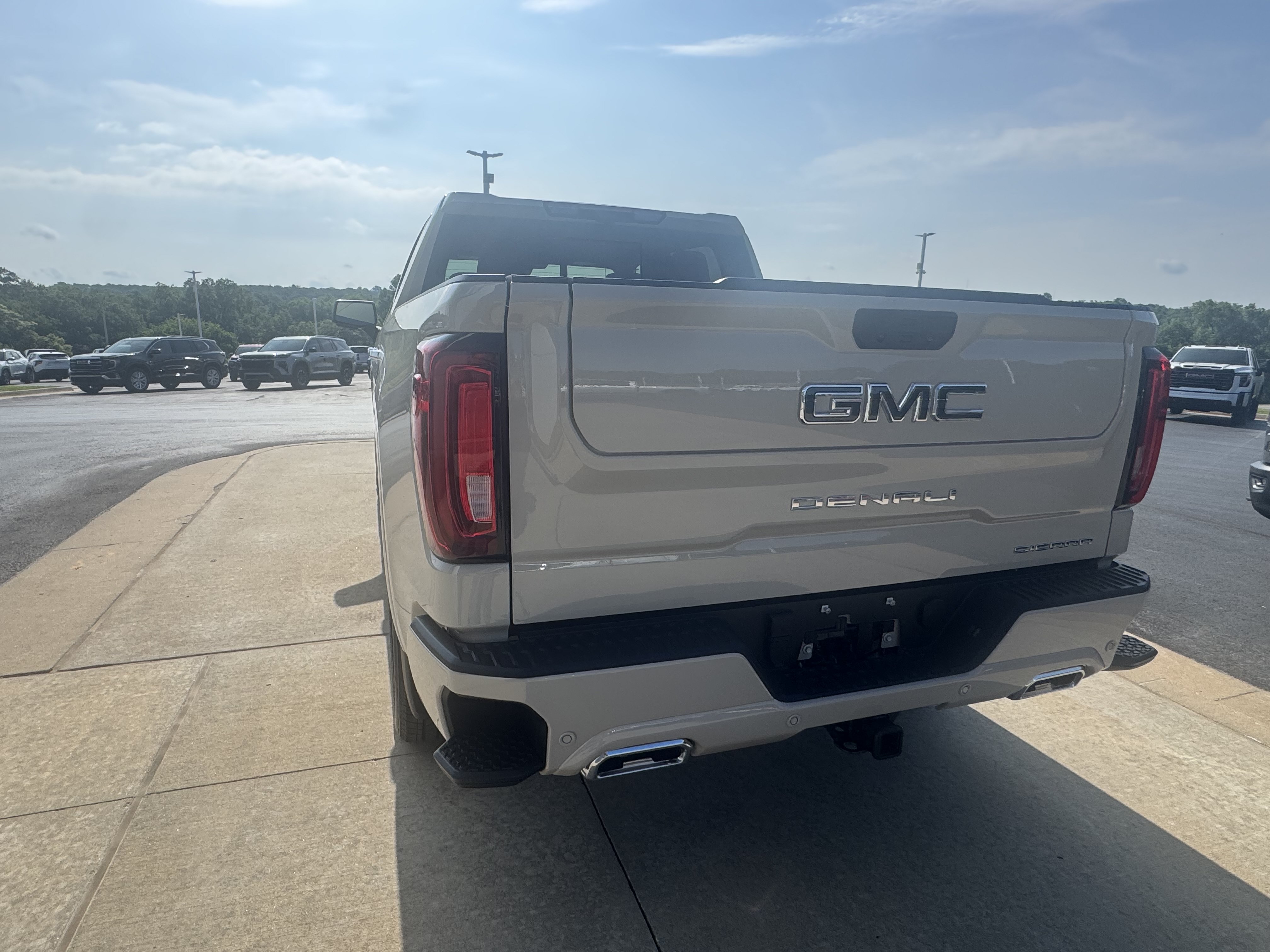 New 2026 GMC Sierra 1500 Denali Ultimate AWD/4WD image 2