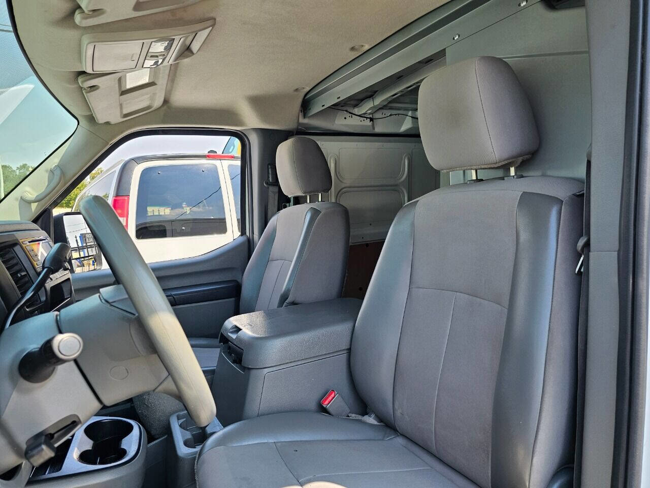 Used 2018 Nissan NV 2500 SV image 10