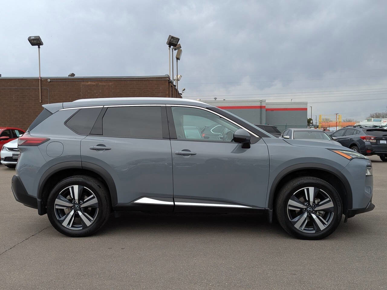 Used 2022 Nissan Rogue SL AWD/4WD image 4