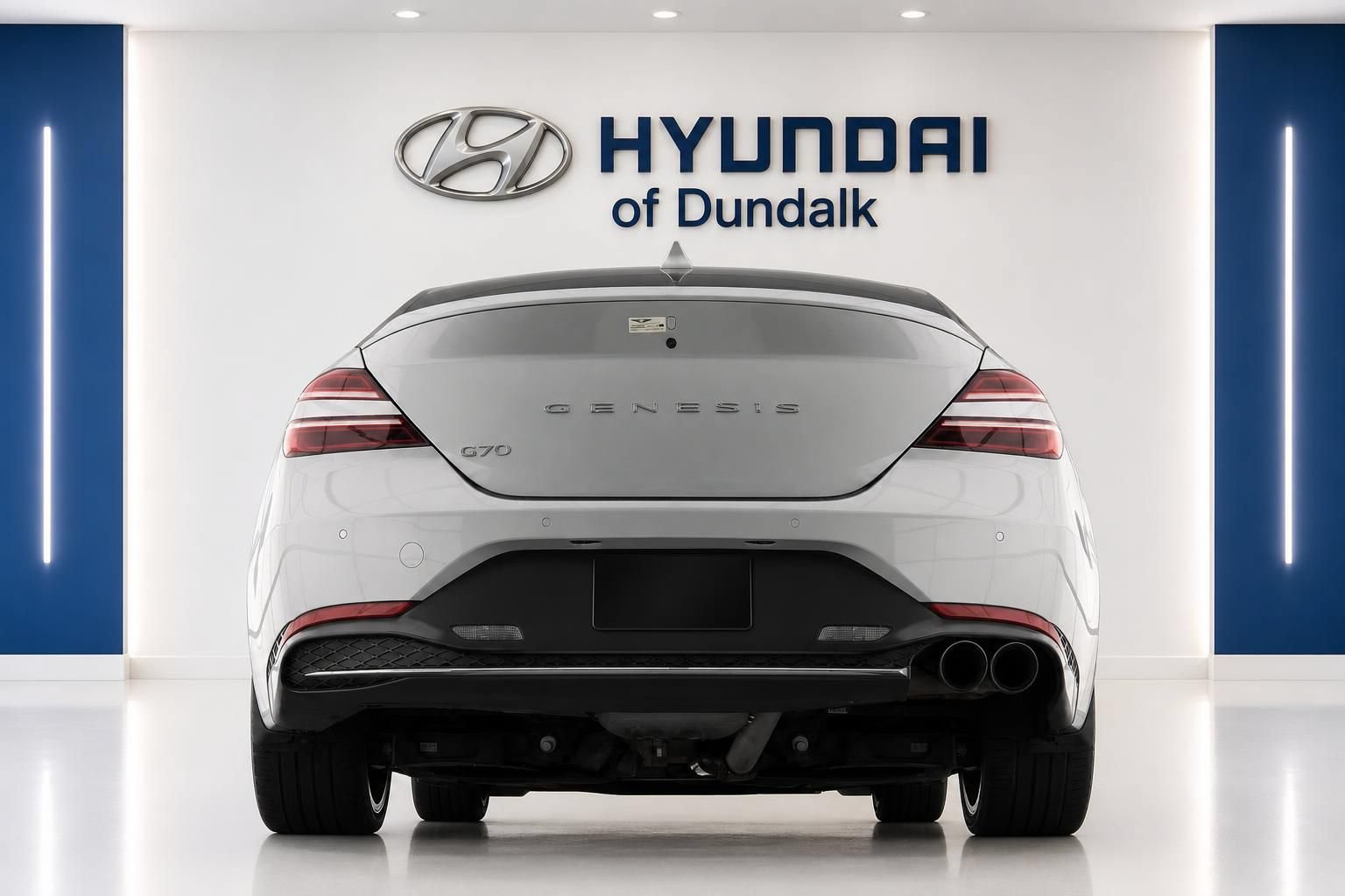 Used 2023 Genesis G70 2.0T w/ Sport Prestige Package RWD image 4