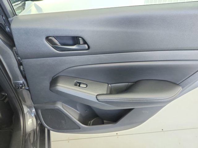 Used 2025 Nissan Altima 2.5 SV image 42