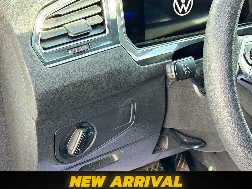Used 2022 Volkswagen Tiguan S AWD/4WD image 10
