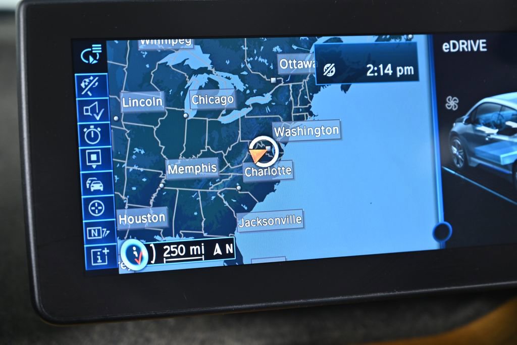 Used 2015 BMW i3 w/ Range Extender image 19