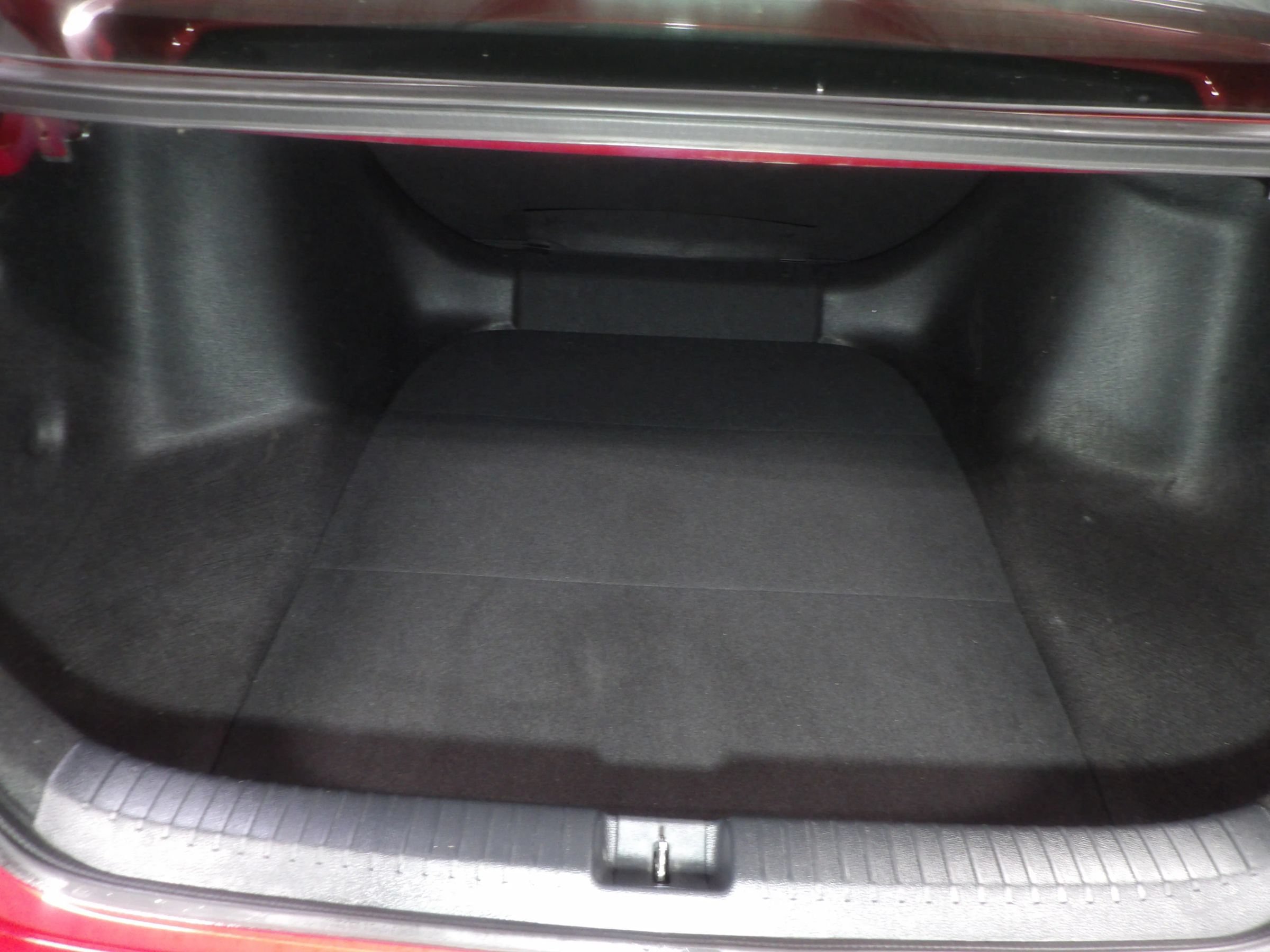 Used 2025 Honda Accord LX image 7