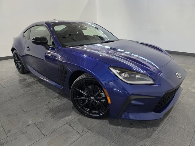 Used 2025 Toyota GR86 Premium w/ ALL Weather Mat Package (TMS) image 7