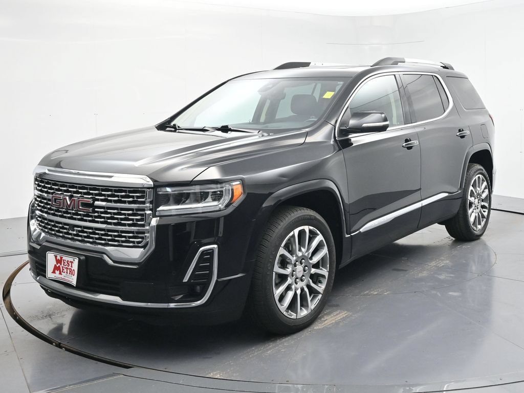 Used 2022 GMC Acadia Denali w/ Denali Ultimate Package AWD/4WD image 3