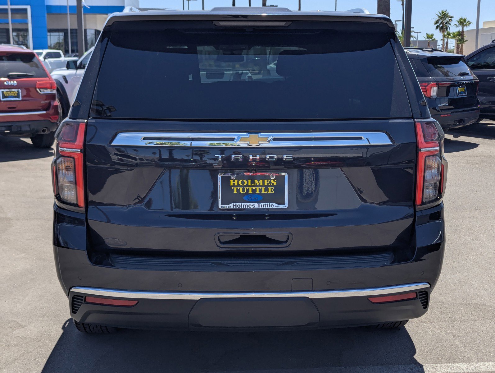 Used 2023 Chevrolet Tahoe LS RWD image 3