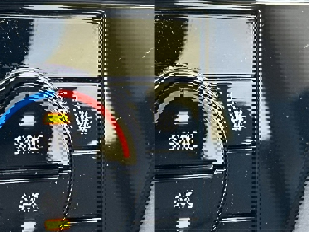 New 2026 Nissan Pathfinder SL image 27