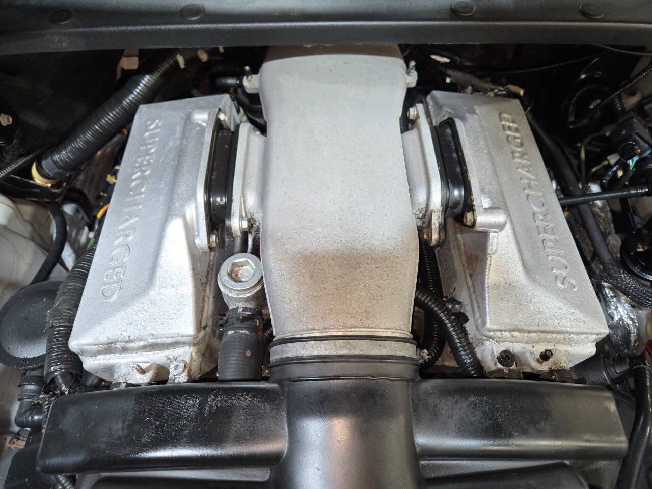 Used 2005 Jaguar S-TYPE R RWD image 48