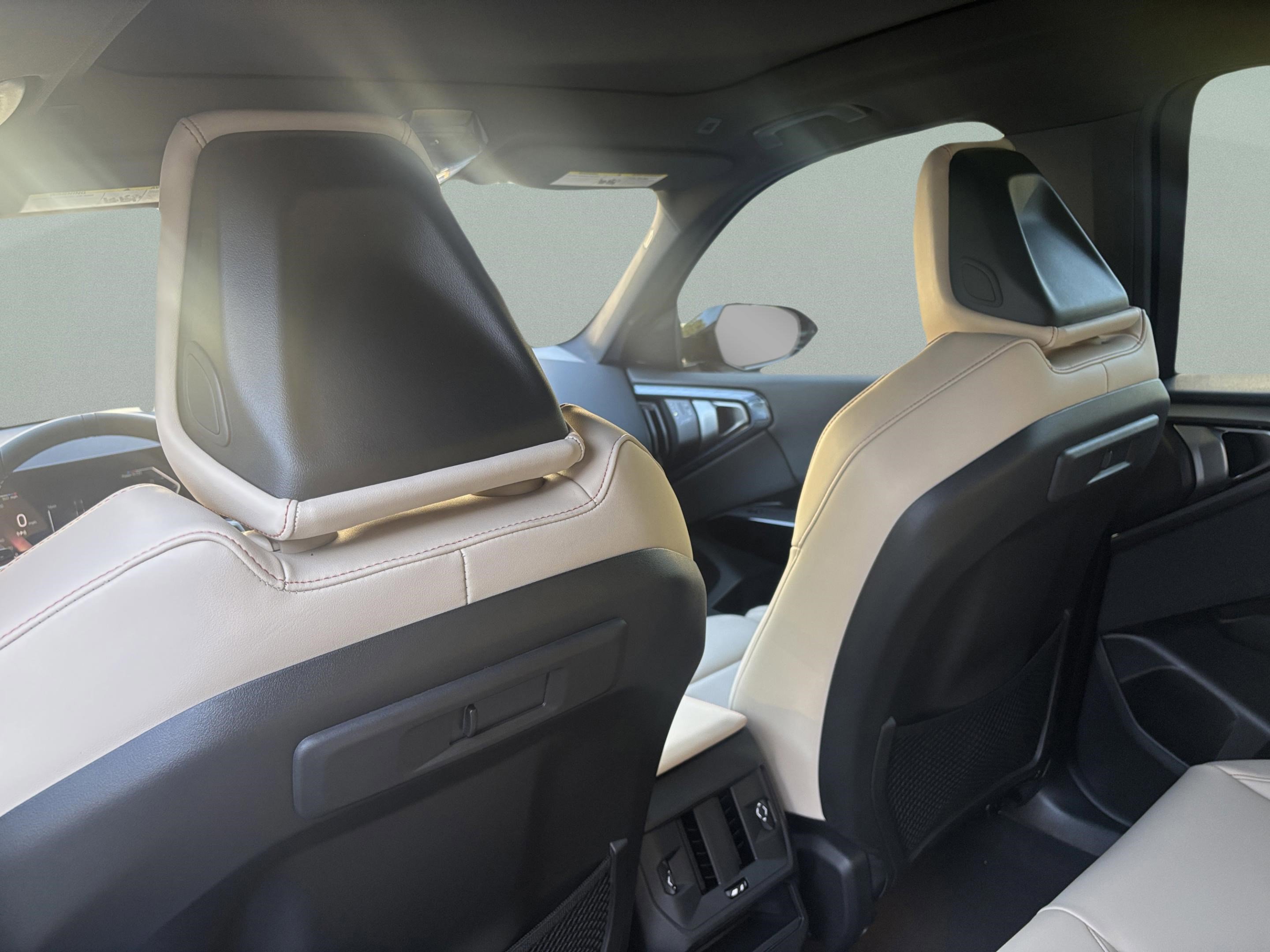 Used 2026 BMW X3 xDrive30 w/ M Sport Package image 29