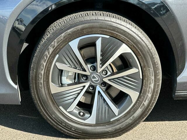 Used 2023 Lexus RZ 450e Premium w/ Technology Package AWD/4WD image 34