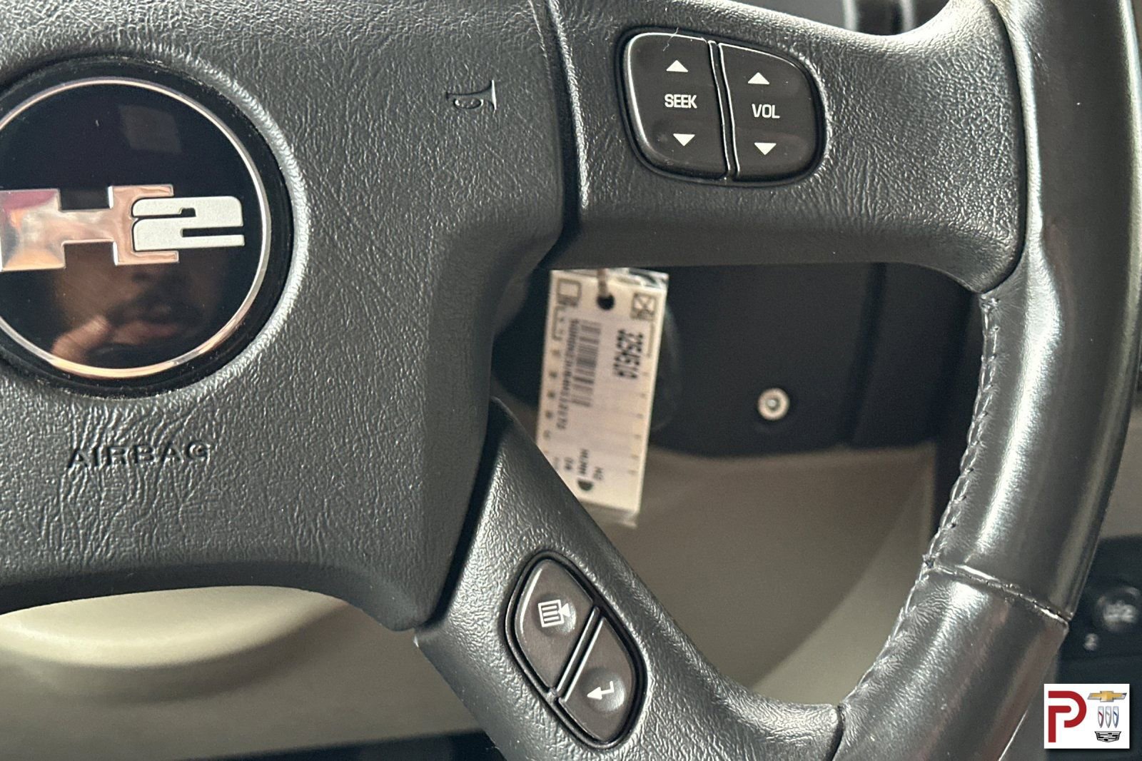 Used 2004 HUMMER H2 w/ Preferred Equipment Group image 29